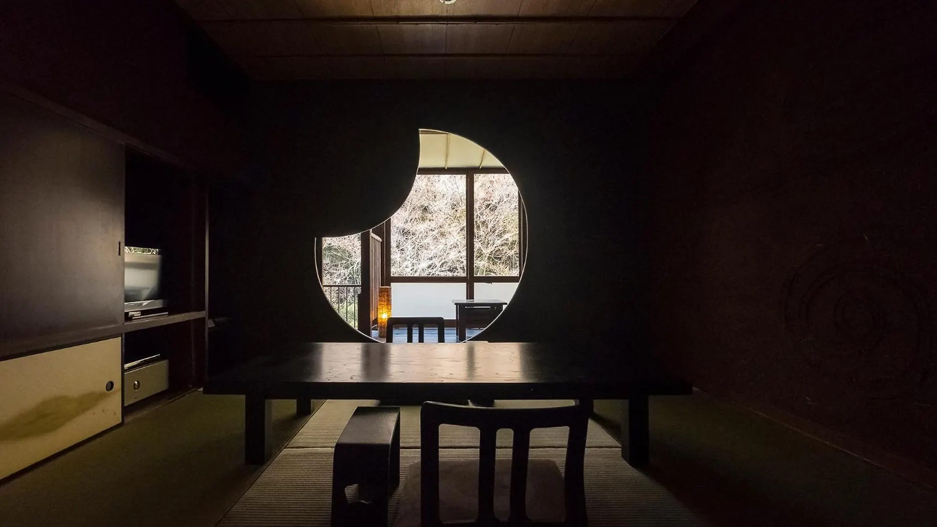 **** Ryokan (tradycyjny japoński pensjonat lub zajazd) Hotel Shiunso Hakone Japonia