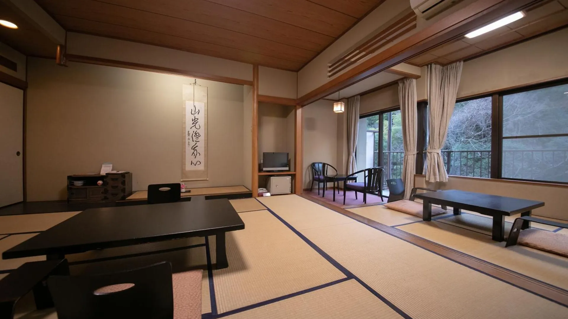 Ryokan (tradycyjny japoński pensjonat lub zajazd) Hotel Shiunso Hakone